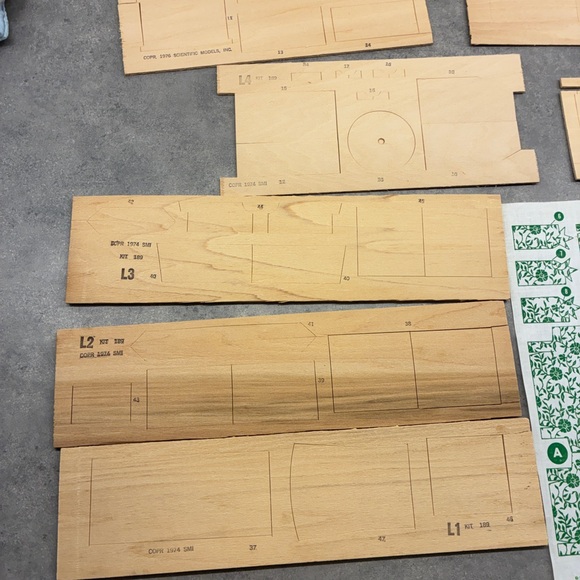 1:12 scale miniature living room furniture kits. - Picture 9 of 12